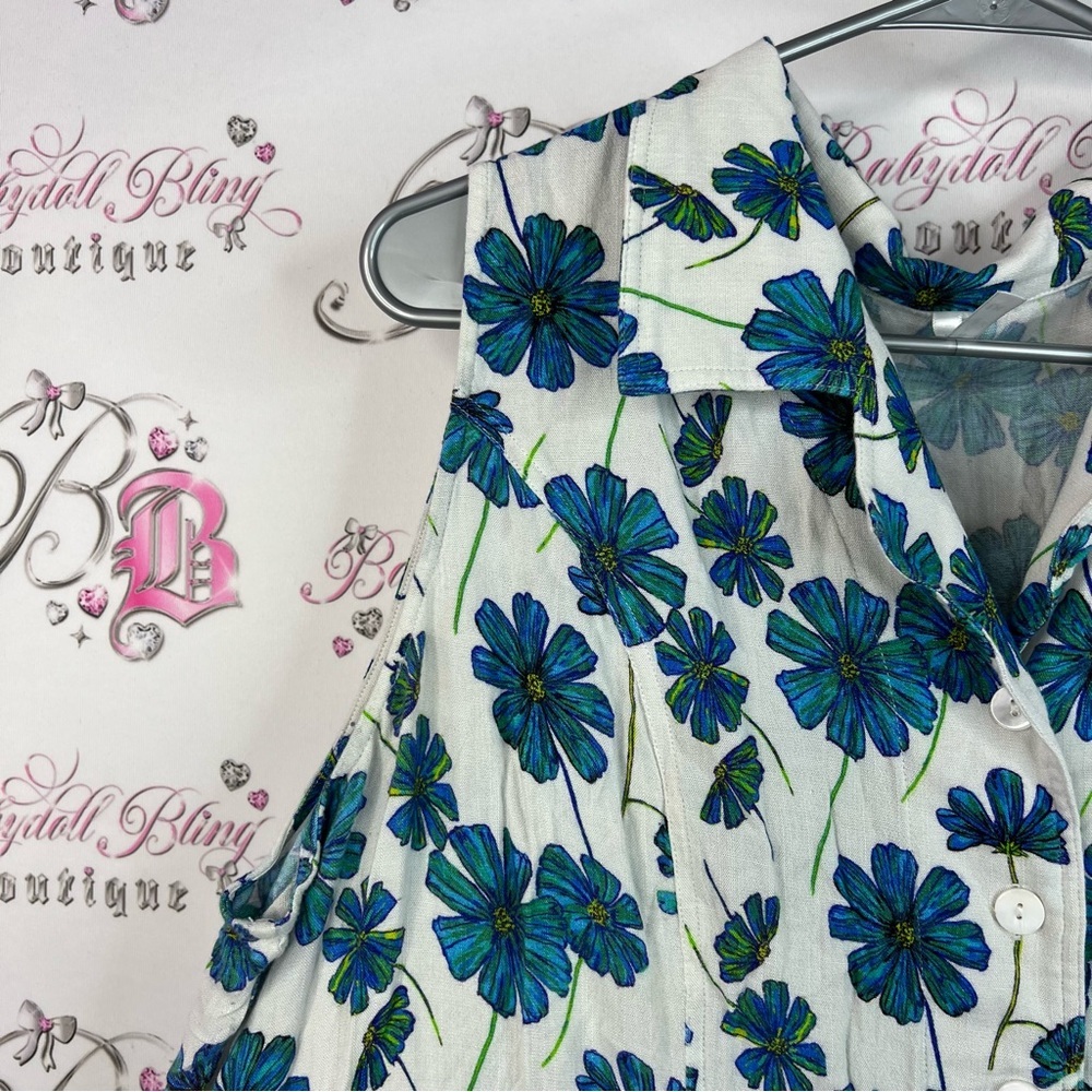 Blue Sky tank top linen and bamboo Floral Button-Up Blouse - Blue and White - Picture 8 of 12